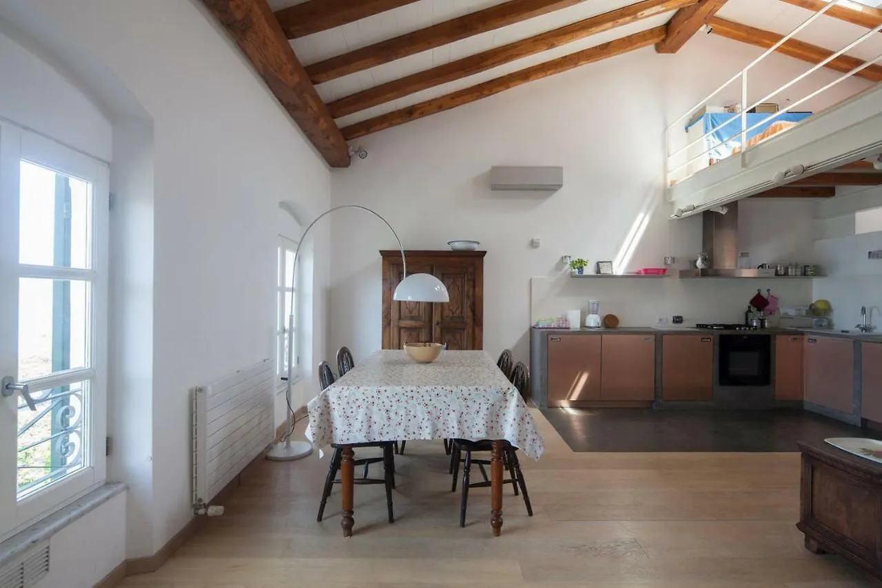 La Casa Rossa Apartment Lerici 0*,